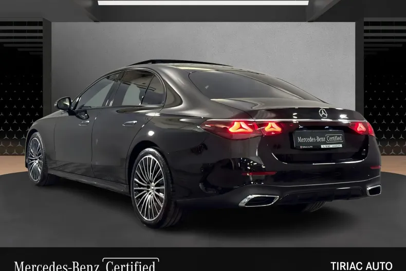 Mercedes-Benz E 220 (Clasa E) din 2025 cu 24.248 km - oferta MER256605 - foto 3