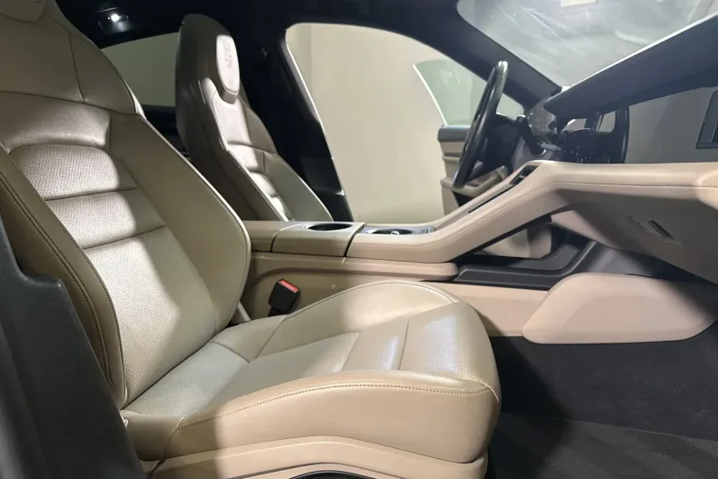 Porsche Taycan din 2021 cu 58.139 km - oferta POR256608 - foto 11