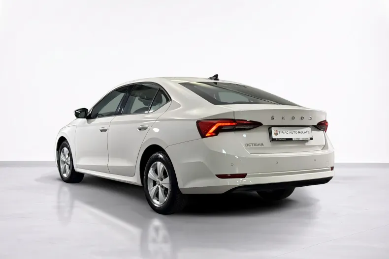 Skoda Octavia din 2023 cu 72.977 km - oferta SKO256609 - foto 3