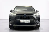 Toyota RAV4 din 2023 cu 68.137 km - oferta TOY256610 - foto 8