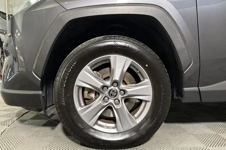 Toyota RAV4 din 2023 cu 68.137 km - oferta TOY256610 - foto 13
