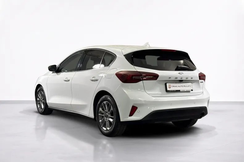 Ford Focus din 2023 cu 68.614 km - oferta FOR256611 - foto 3