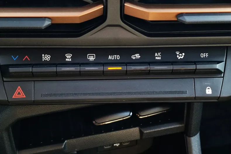 Dacia Duster din 2024 cu 20.700 km - oferta DAC256617 - foto 26