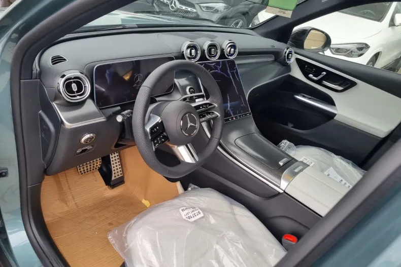 Mercedes-Benz GLC 200 (Clasa GLC) din 2026 cu 2 km - oferta MER256620 - foto 11