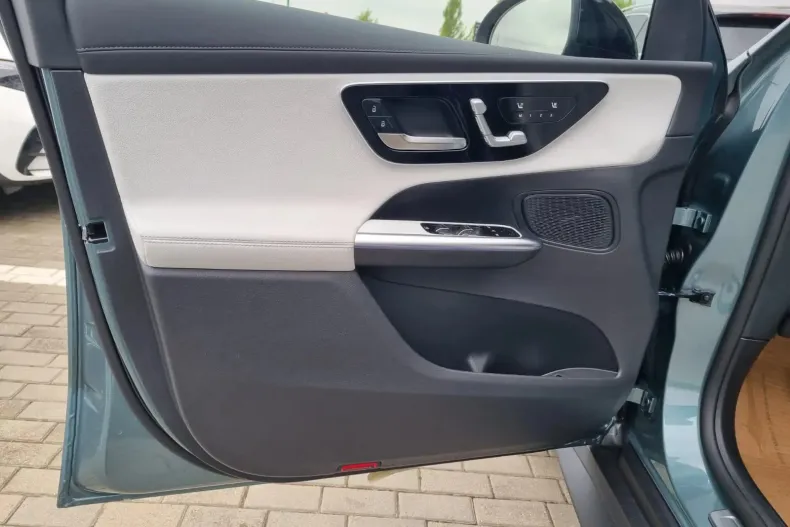 Mercedes-Benz GLC 200 (Clasa GLC) din 2026 cu 2 km - oferta MER256620 - foto 14