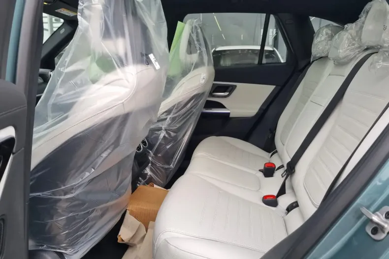Mercedes-Benz GLC 200 (Clasa GLC) din 2026 cu 2 km - oferta MER256620 - foto 17