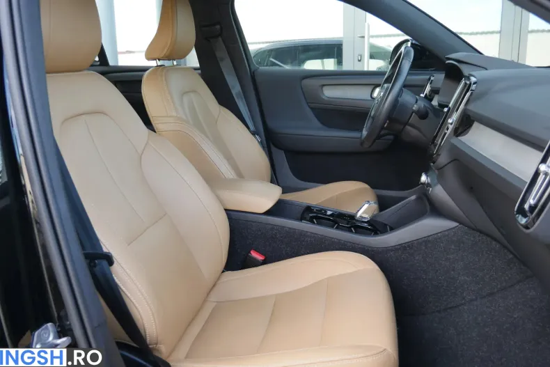 Volvo XC40 din 2020 cu 159.179 km - oferta VOL256634 - foto 16