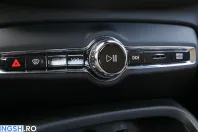 Volvo XC40 din 2020 cu 159.179 km - oferta VOL256634 - foto 21