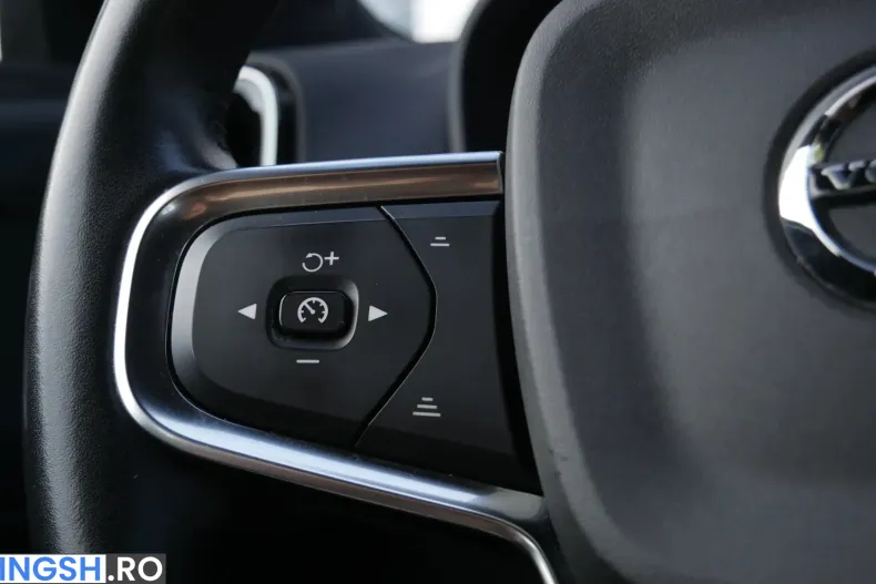 Volvo XC40 din 2020 cu 159.179 km - oferta VOL256634 - foto 24