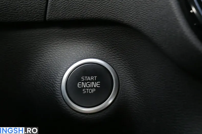Volvo XC40 din 2020 cu 159.179 km - oferta VOL256634 - foto 26
