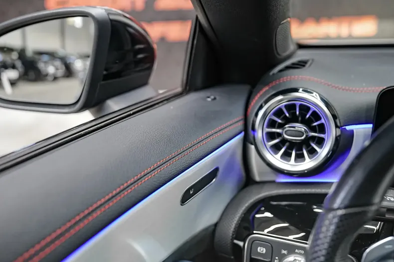 Mercedes-Benz CLA 180 (Clasa CLA) din 2022 cu 173.581 km - oferta MER256636 - foto 33