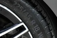 Mercedes-Benz CLA 180 (Clasa CLA) din 2022 cu 173.581 km - oferta MER256636 - foto 34