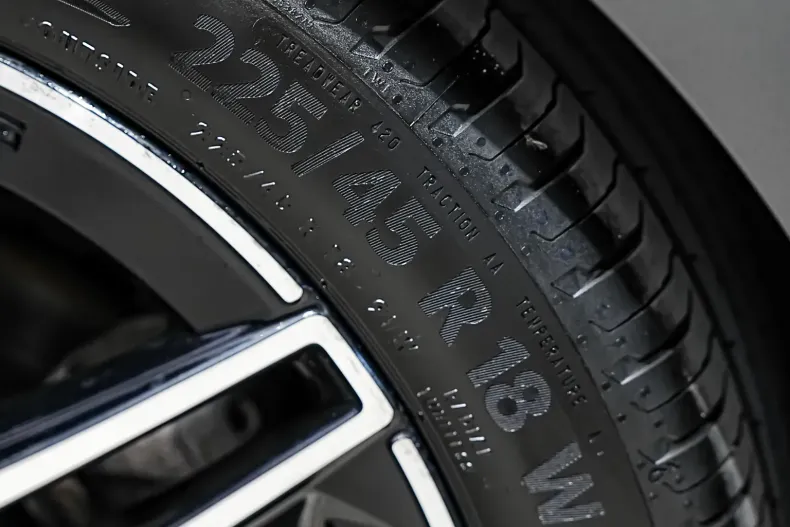 Mercedes-Benz CLA 180 (Clasa CLA) din 2022 cu 173.581 km - oferta MER256636 - foto 34