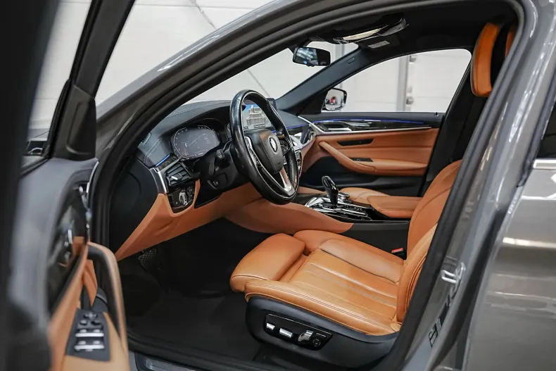BMW 530 (Seria 5) din 2021 cu 160.594 km - oferta BMW256637 - foto 6