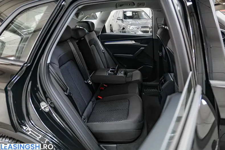 Audi Q5 din 2024 cu 10.278 km - oferta AUD256639 - foto 8