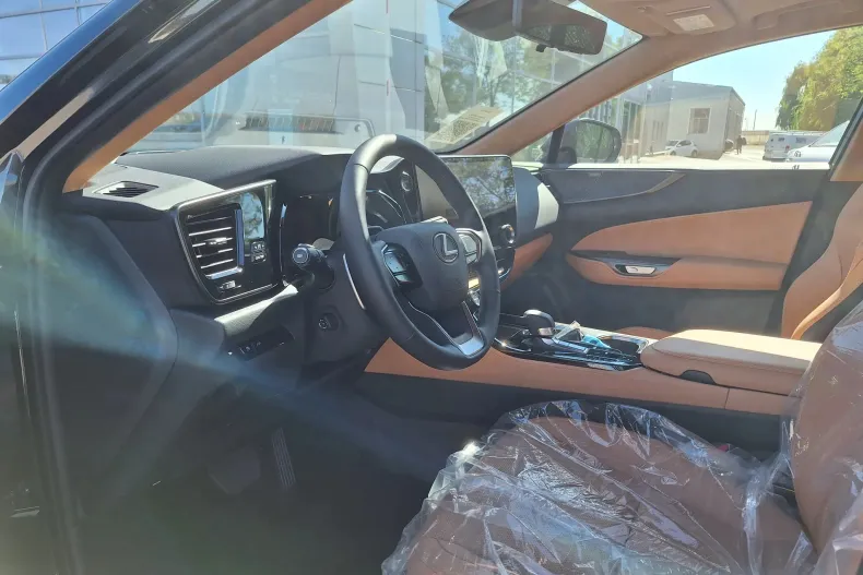 Lexus NX din 2026 cu 1 km - oferta LEX256643 - foto 7