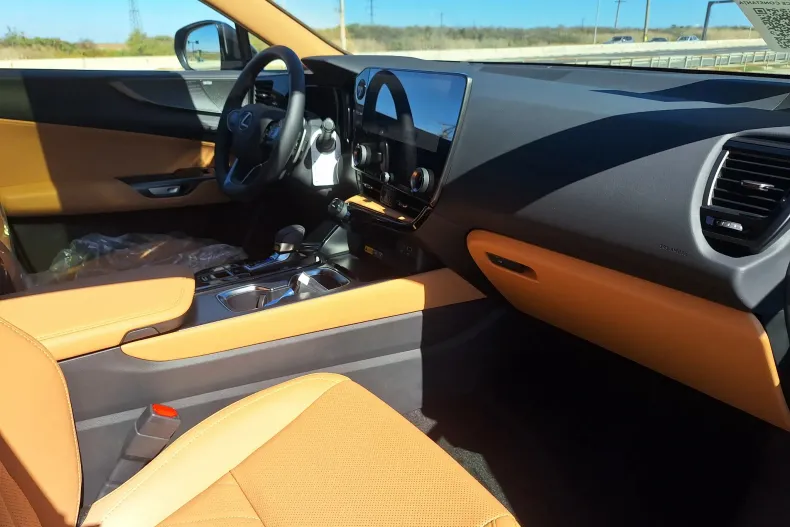 Lexus NX din 2026 cu 1 km - oferta LEX256643 - foto 13