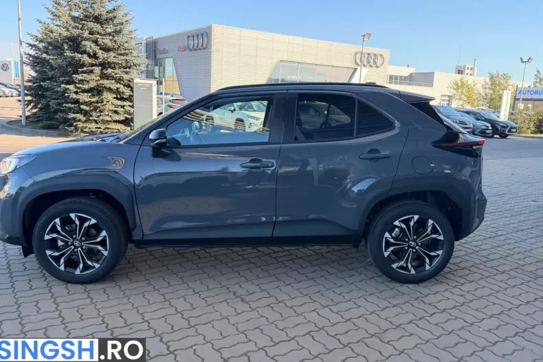 Toyota Yaris Cross din 2026 cu 5 km - oferta TOY256650 - foto 4