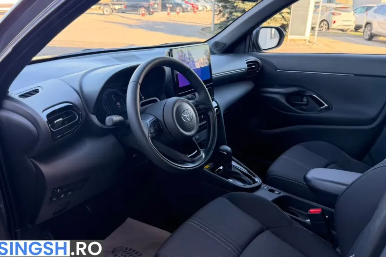 Toyota Yaris Cross din 2026 cu 5 km - oferta TOY256650 - foto 12