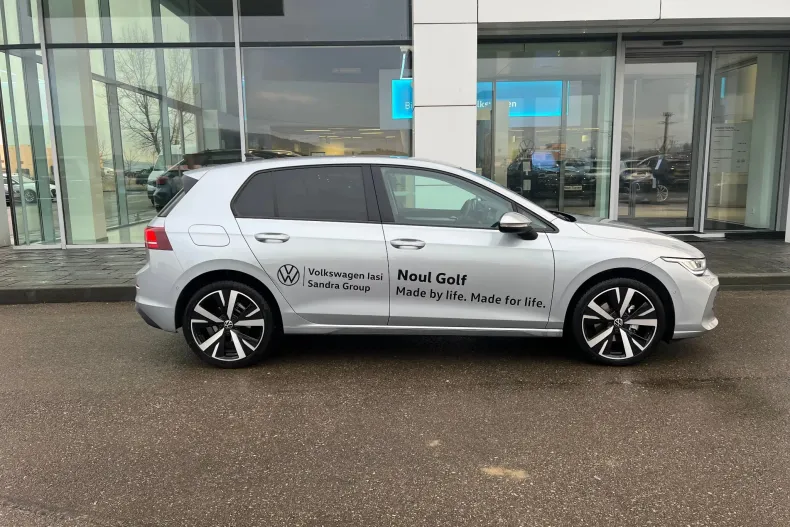 Volkswagen Golf din 2025 cu 11.723 km - oferta VOL256651 - foto 7