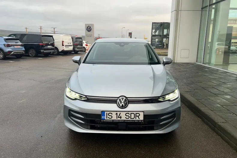 Volkswagen Golf din 2025 cu 11.723 km - oferta VOL256651 - foto 9