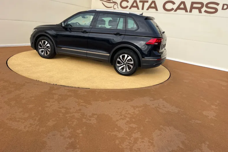 Volkswagen Tiguan din 2022 cu 156.000 km - oferta VOL256654 - foto 9
