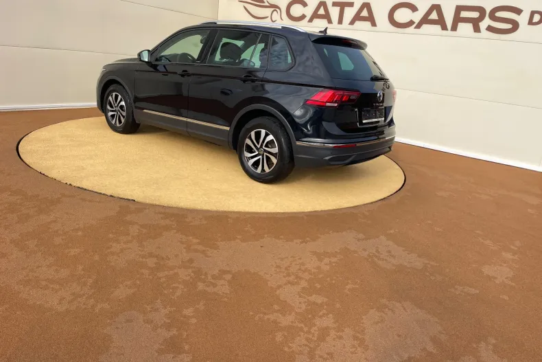 Volkswagen Tiguan din 2022 cu 156.000 km - oferta VOL256654 - foto 10