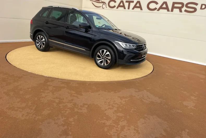 Volkswagen Tiguan din 2022 cu 156.000 km - oferta VOL256654 - foto 18