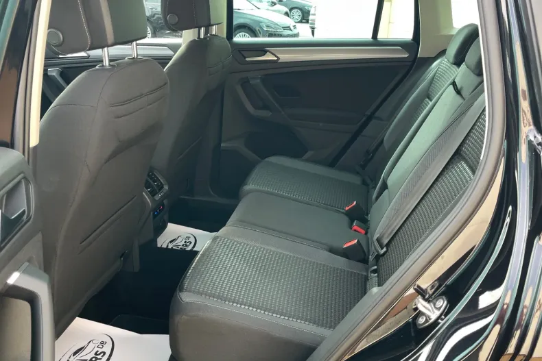 Volkswagen Tiguan din 2022 cu 156.000 km - oferta VOL256654 - foto 26