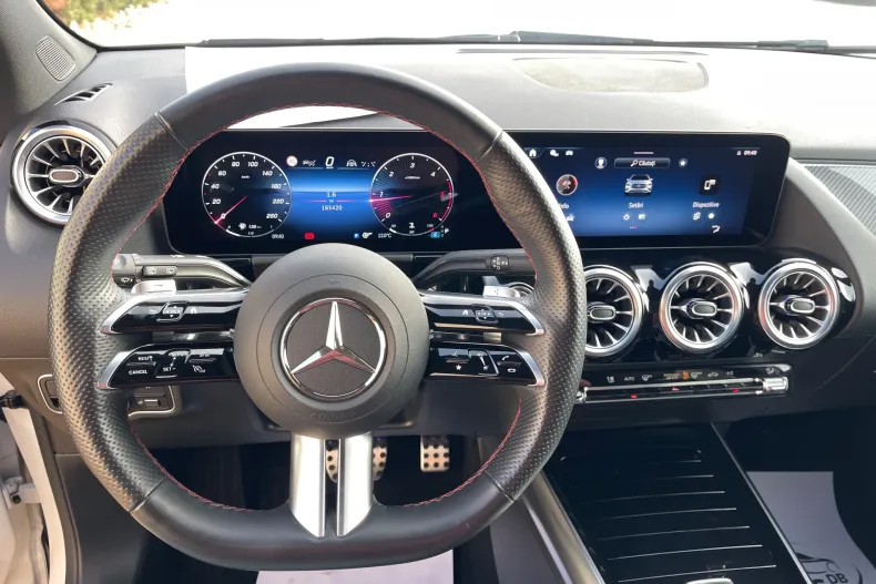 Mercedes-Benz GLA 200 (Clasa GLA) din 2024 cu 165.000 km - oferta MER256656 - foto 37