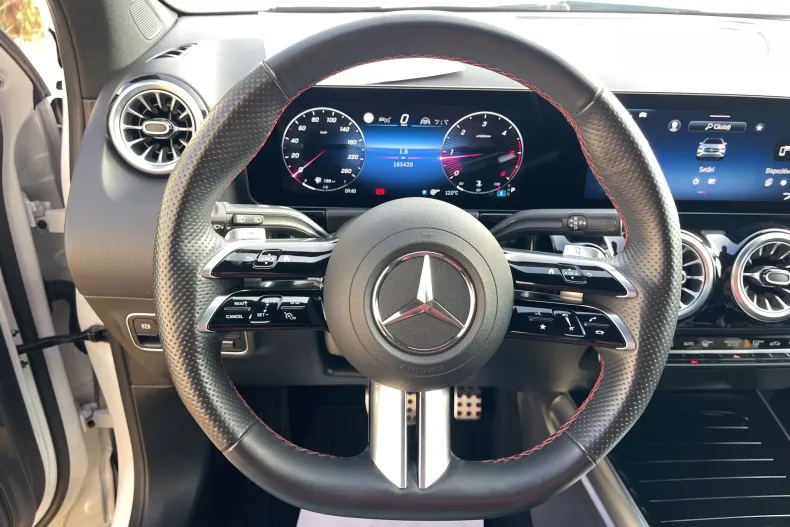 Mercedes-Benz GLA 200 (Clasa GLA) din 2024 cu 165.000 km - oferta MER256656 - foto 38