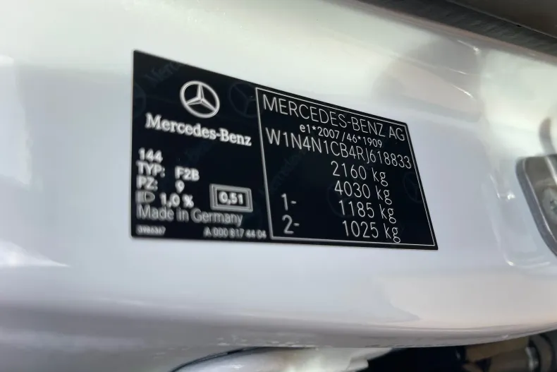 Mercedes-Benz GLA 200 (Clasa GLA) din 2024 cu 165.000 km - oferta MER256656 - foto 40