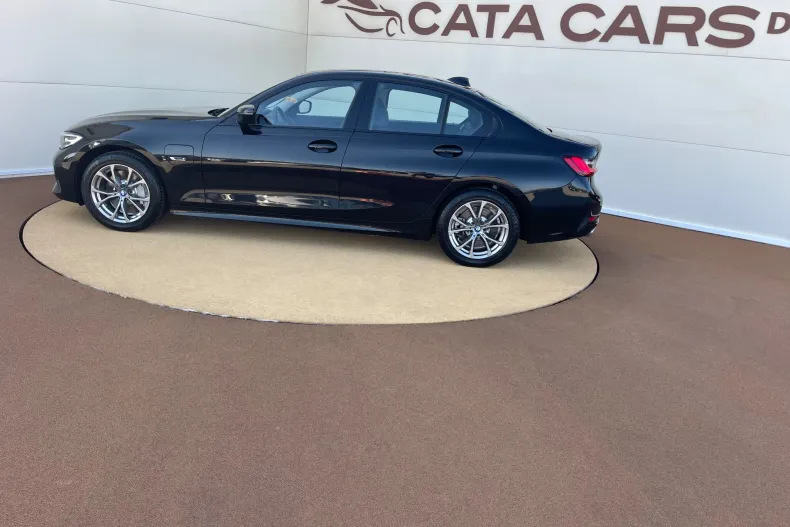 BMW 330 (Seria 3) din 2022 cu 147.000 km - oferta BMW256657 - foto 7