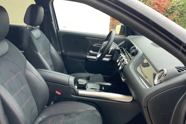 Mercedes-Benz GLA 250 (Clasa GLA) din 2022 cu 177.000 km - oferta MER256658 - foto 23