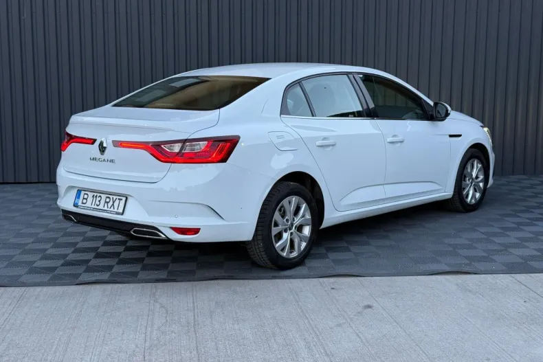 Renault Megane din 2022 cu 111.200 km - oferta REN256665 - foto 3