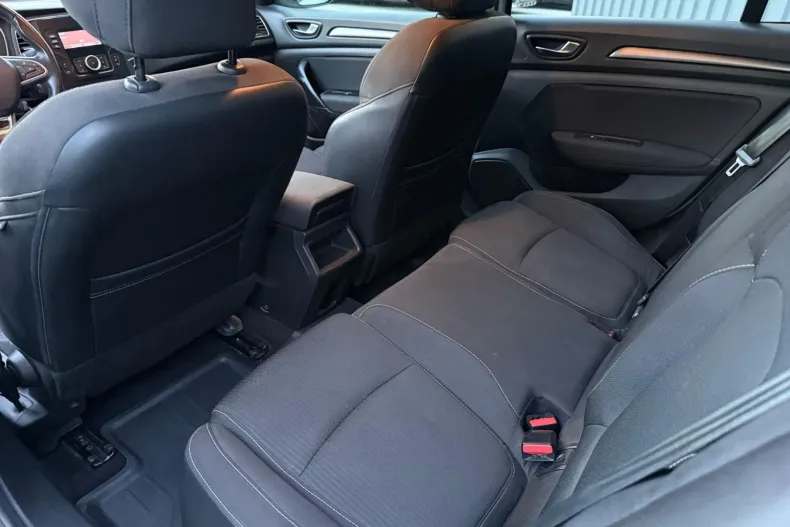 Renault Megane din 2022 cu 111.200 km - oferta REN256665 - foto 7