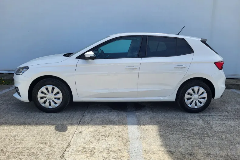 Skoda Fabia din 2026 cu 2.000 km - oferta SKO256676 - foto 2