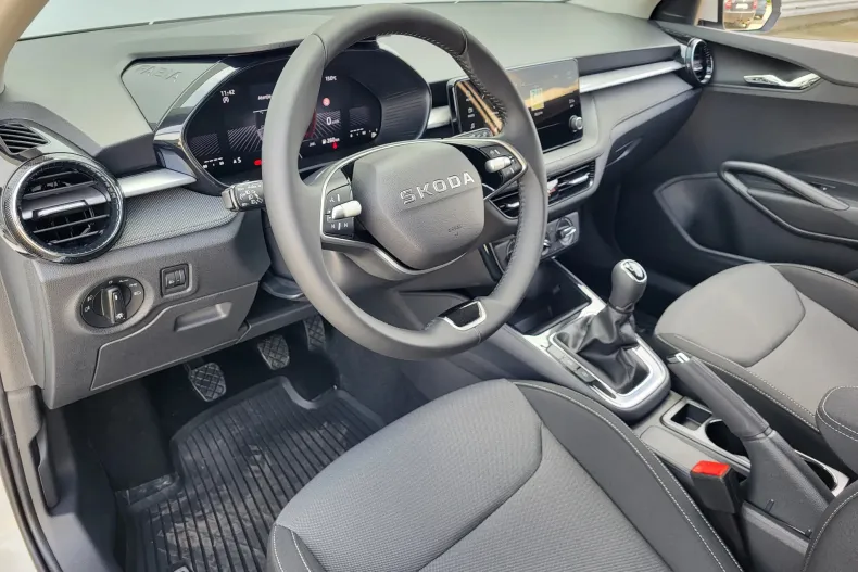 Skoda Fabia din 2026 cu 2.000 km - oferta SKO256676 - foto 9