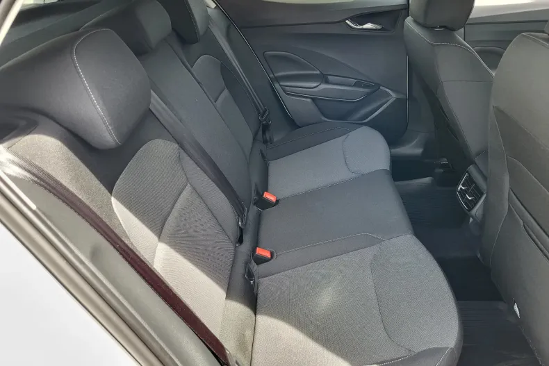 Skoda Fabia din 2026 cu 2.000 km - oferta SKO256676 - foto 12