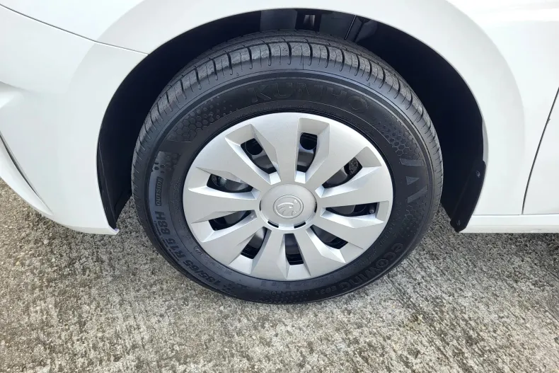Skoda Fabia din 2026 cu 2.000 km - oferta SKO256676 - foto 31