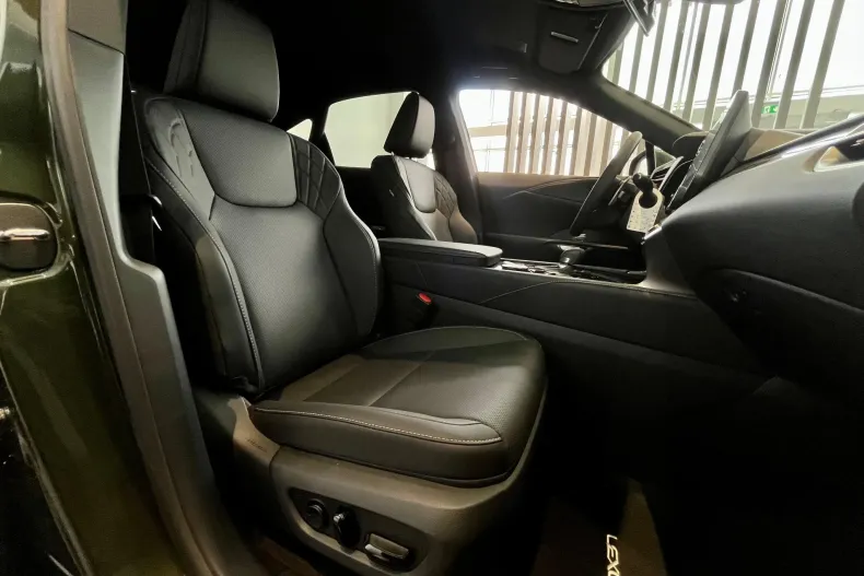 Lexus RX din 2026 cu 5 km - oferta LEX256683 - foto 14
