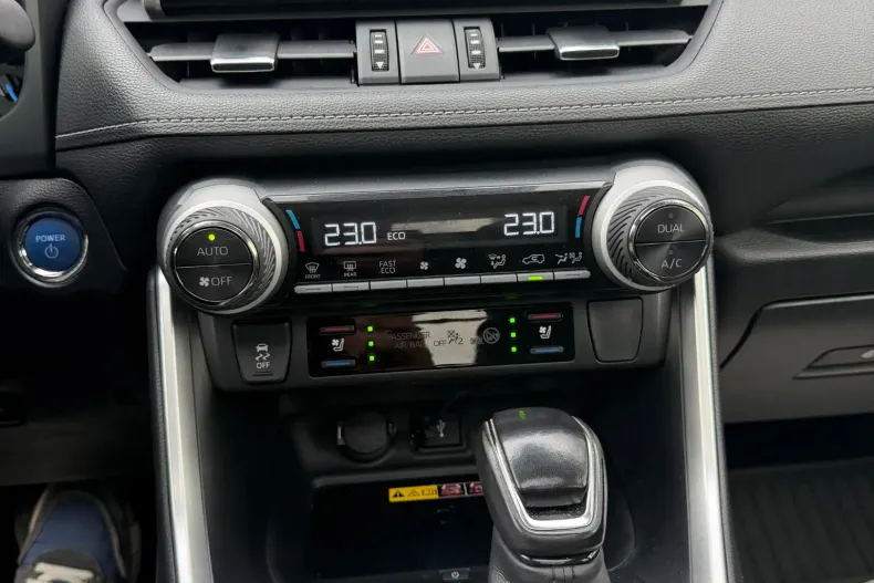 Toyota RAV4 din 2022 cu 90.900 km - oferta TOY256685 - foto 16