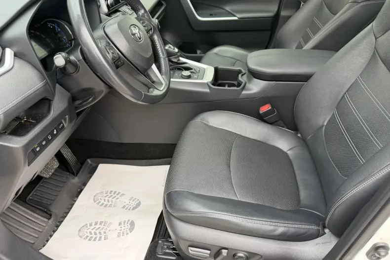 Toyota RAV4 din 2022 cu 90.900 km - oferta TOY256685 - foto 18