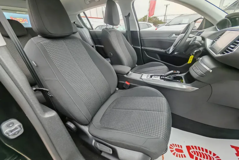 Peugeot 308 din 2020 cu 94.322 km - oferta PEU256690 - foto 11