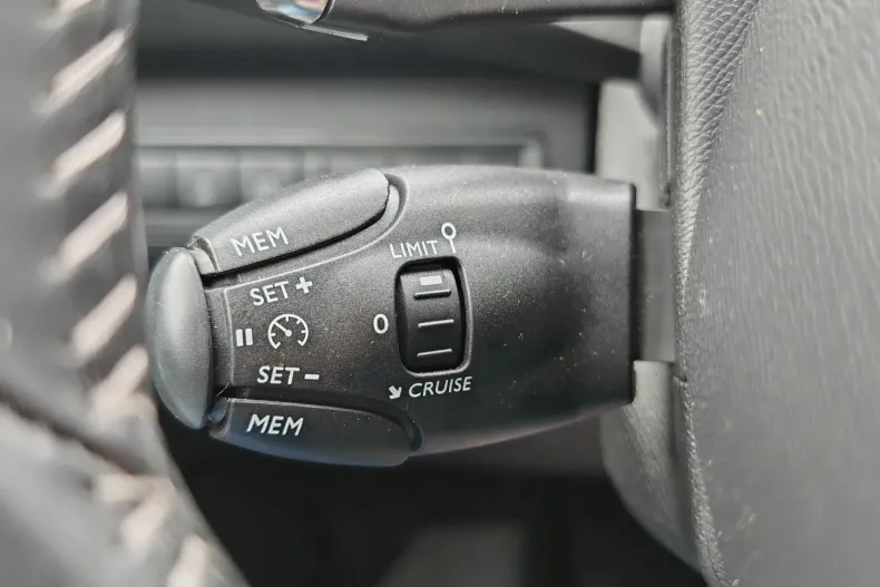 Peugeot 308 din 2020 cu 94.322 km - oferta PEU256690 - foto 23