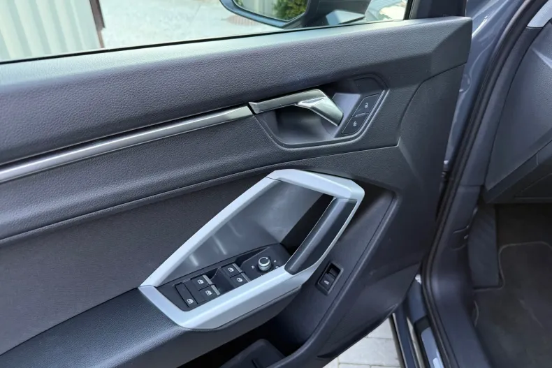 Audi Q3 din 2022 cu 32.161 km - oferta AUD256696 - foto 15
