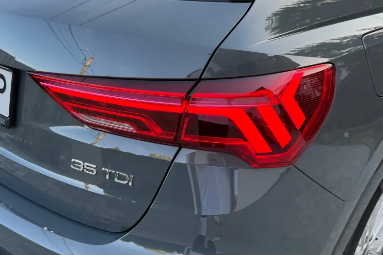 Audi Q3 din 2022 cu 32.161 km - oferta AUD256696 - foto 27