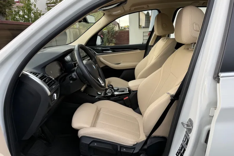BMW X3 (Seria X) din 2023 cu 7.875 km - oferta BMW256697 - foto 3