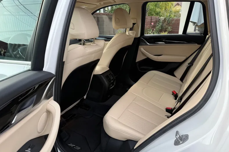 BMW X3 (Seria X) din 2023 cu 7.875 km - oferta BMW256697 - foto 5