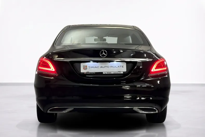Mercedes-Benz C 200 (Clasa C) din 2020 cu 89.432 km - oferta MER256702 - foto 4